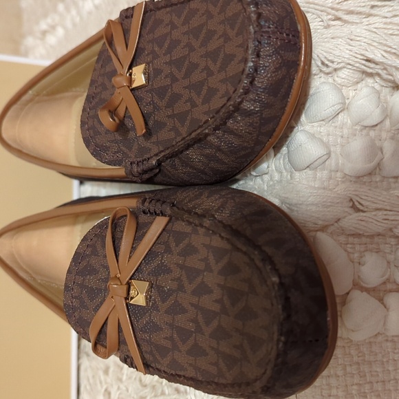 Michael Kors NIB Moccasin 8.5 Brown - Picture 5 of 8